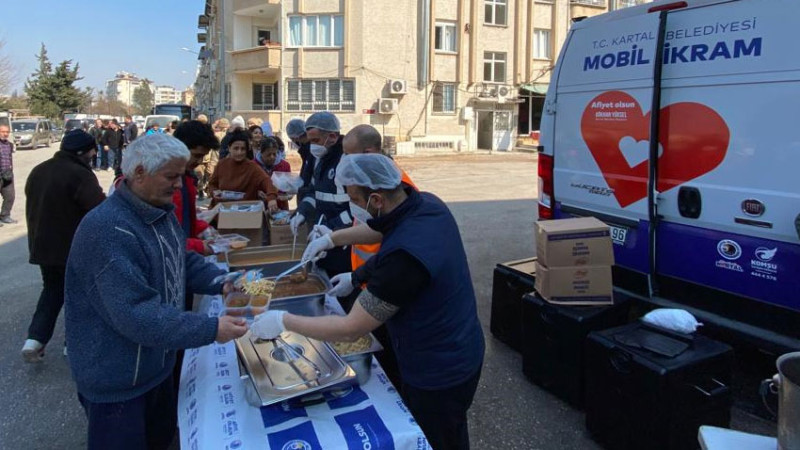 Kartal Belediyesi’nden Hatay’da Günlük 3 Öğün Yemek İkramı Hizmeti