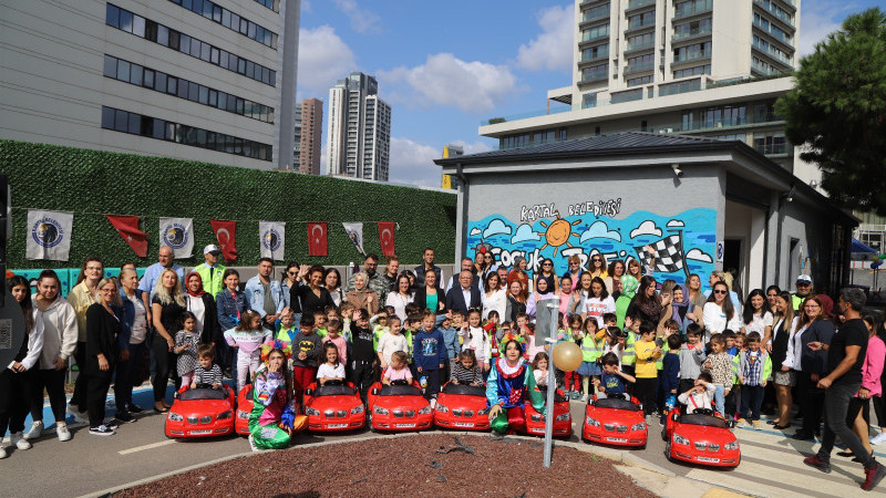 Kartal Belediyesi Kreş Öğrencileri Dünya Çocuk Günü’nü Kutladı