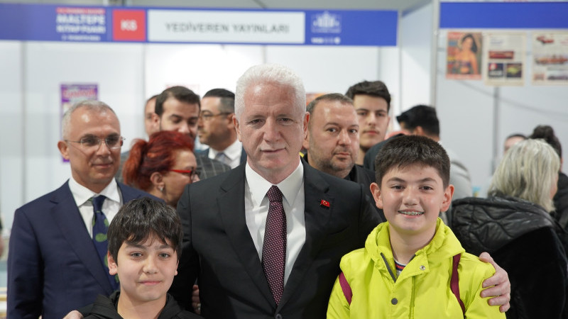 VALİ GÜL MALTEPE DE ETKİNLİKLERE KATILDI
