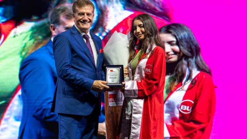 Antalya Belek Üniversitesi'nde mezuniyet coşkusu