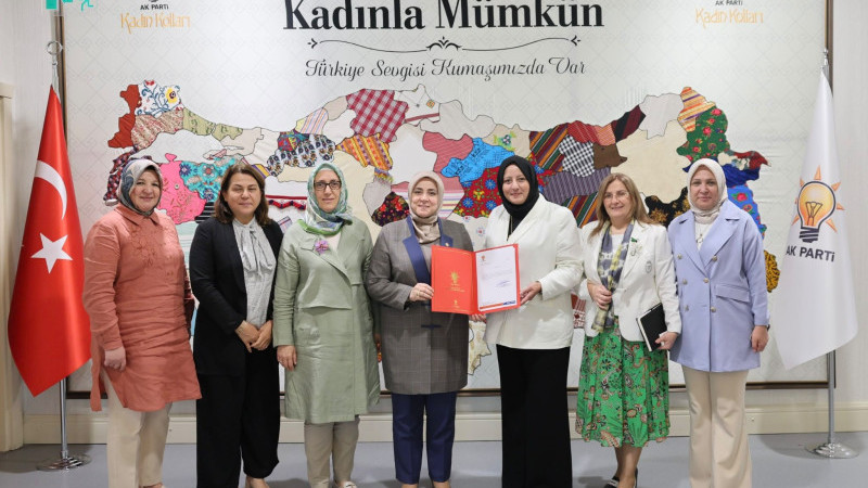 AK Parti Maltepe Kadın Kolları Başkanlığı'na Dilek Oğuz atandı! 
