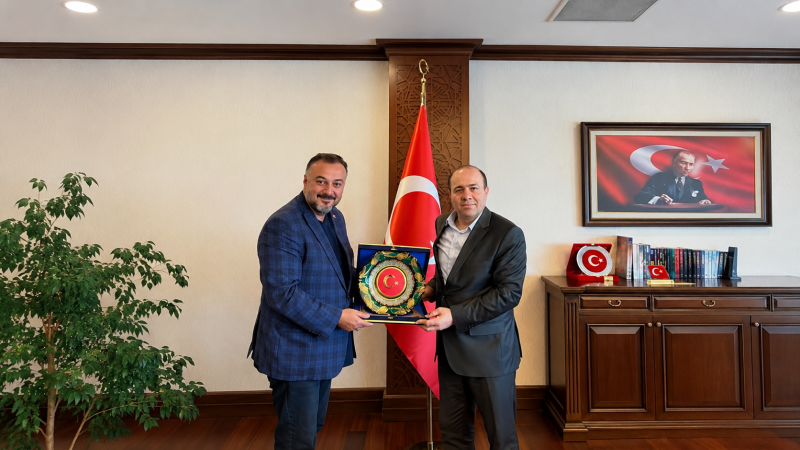 Serkan Bahadır'dan Kaymakam Dr. Mehmet Akçay'a Hayırlı Olsun Ziyareti