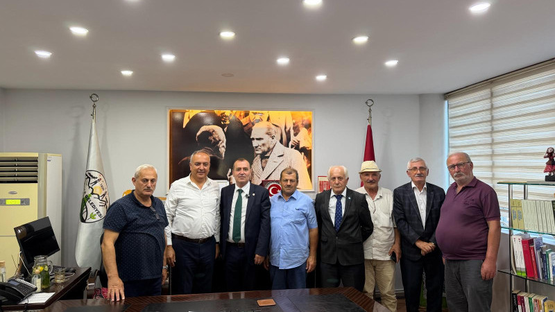 Ramazan Uğural’dan Borçka Belediyesi’ne ziyaret